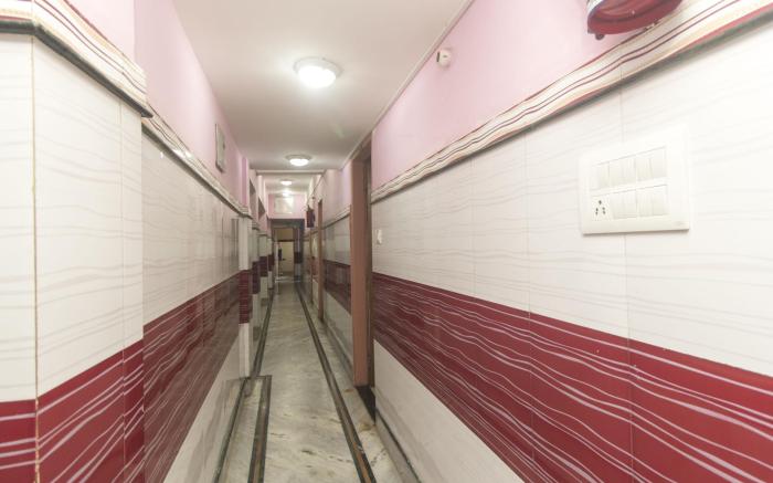 OYO 16064 Hotel Tirupati