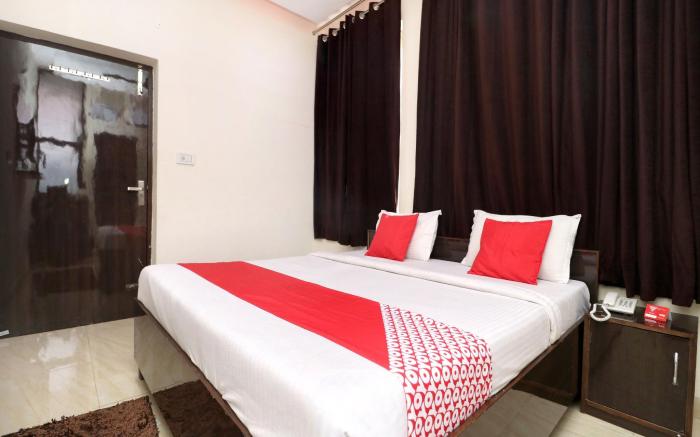 OYO Flagship 16694 Hotel Kb Square