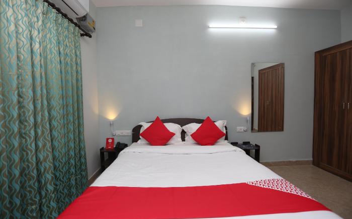 Capital O 24789 Sidharth Residency