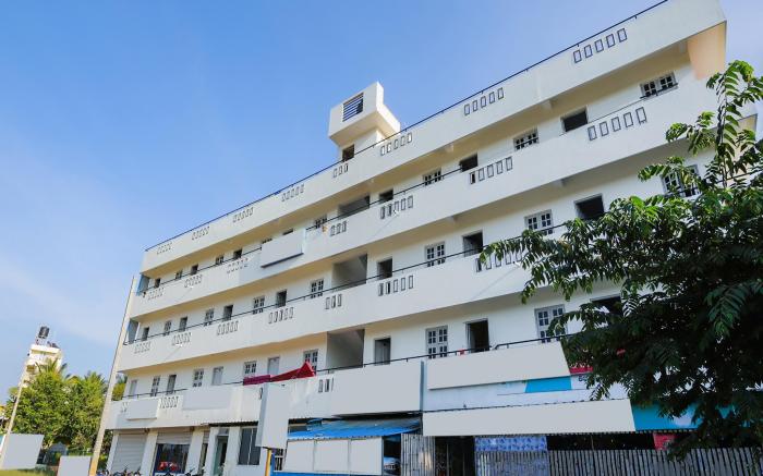 Hotel O Narayani Residency