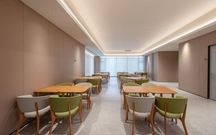 JI Hotel Wuhu Wuwei Construction Building