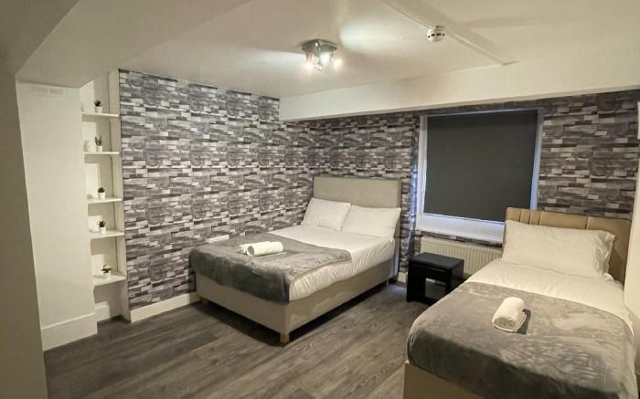 Euston Budget Apartment and Rooms