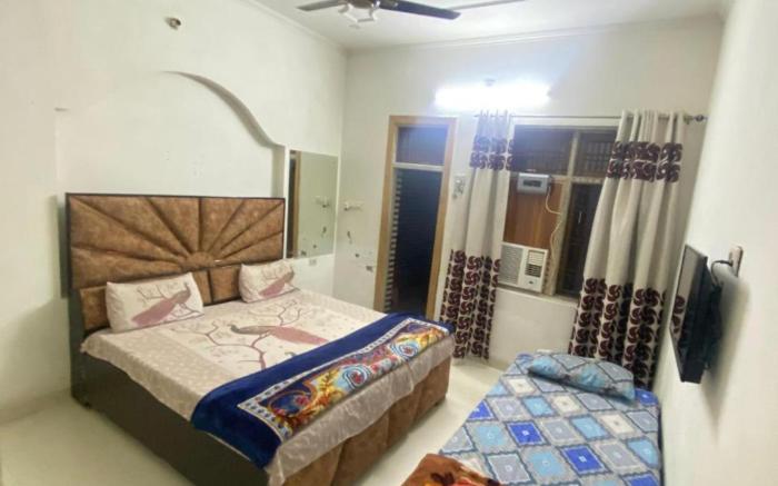 Lord Krishna Home Stay Mathura