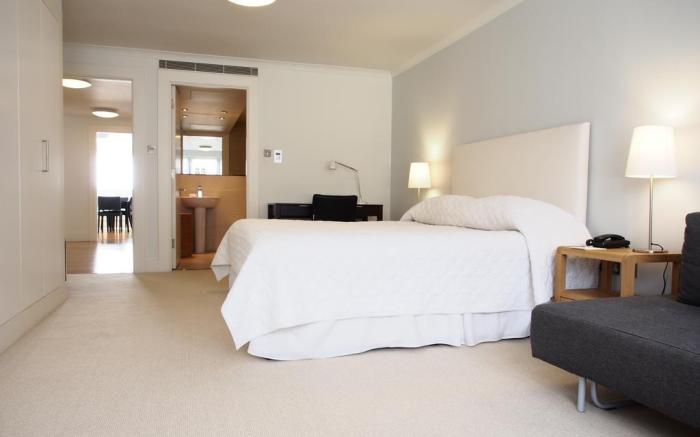 Monarch House Serviced Apartments