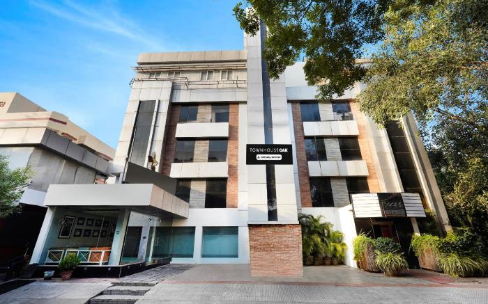 Super Townhouse Oak Kodambakkam Formerly Cine City