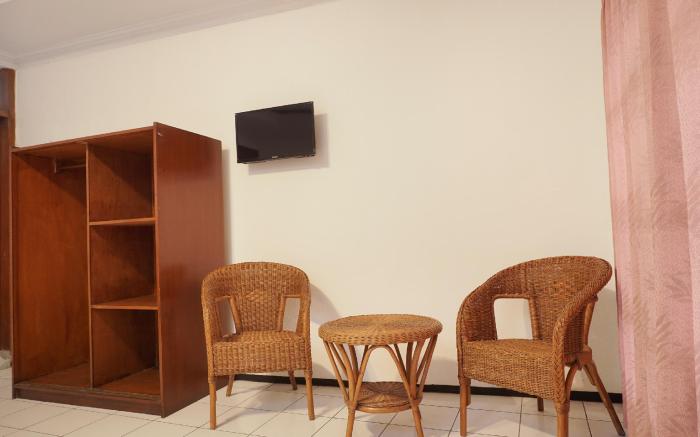 OYO 206 Hotel Candra Kirana
