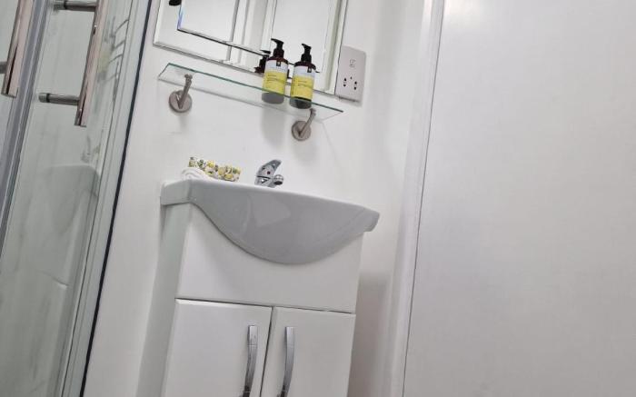 Comfortable City Haven flat