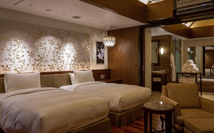 OKINAWA KARIYUSHI RESORT EXES NAHA