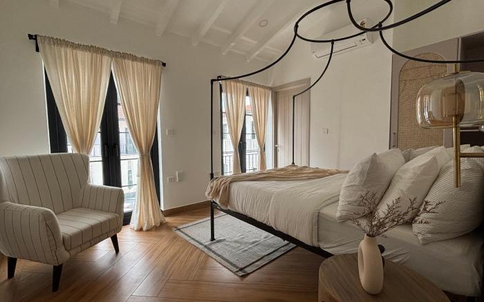 The Juliet Balcony - By Sauvage Homes