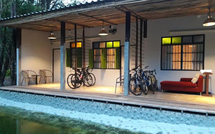 Baan Hotelier Resort