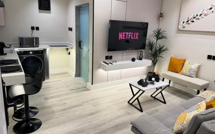 New Smart Lock Apartment with Stylish Detail