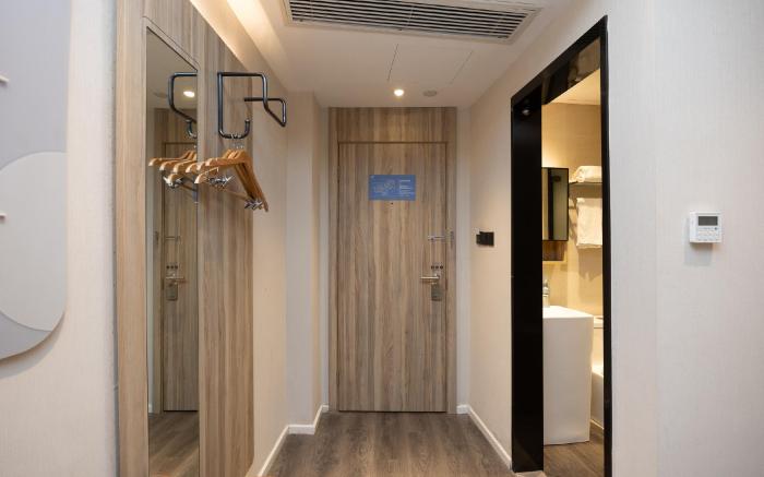 Hanting Hotel Shanghai Hongqiao Railway Station Qixin Road