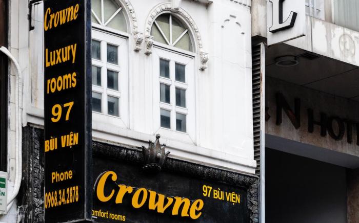 Crown Bui Vien Hotel
