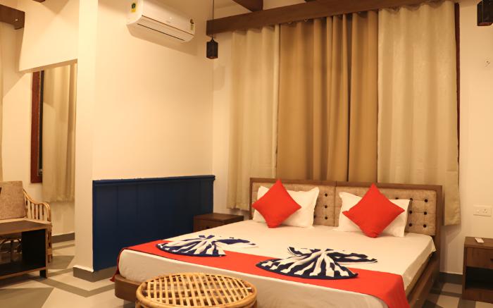 Pushpa Inn, Assagao