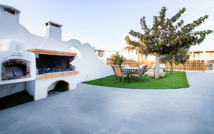 Santorini Villatzio Suites