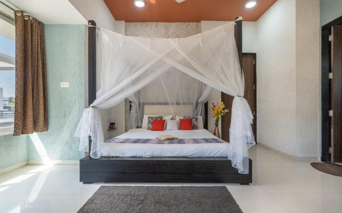 3 BHK Luxurious villa with private pool