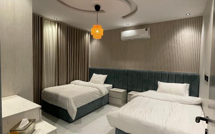 Luxury one bedroom Apartment near the airport M-3