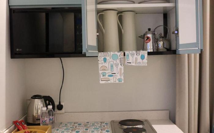 Luxury one bedroom Apartment near the airport M-3