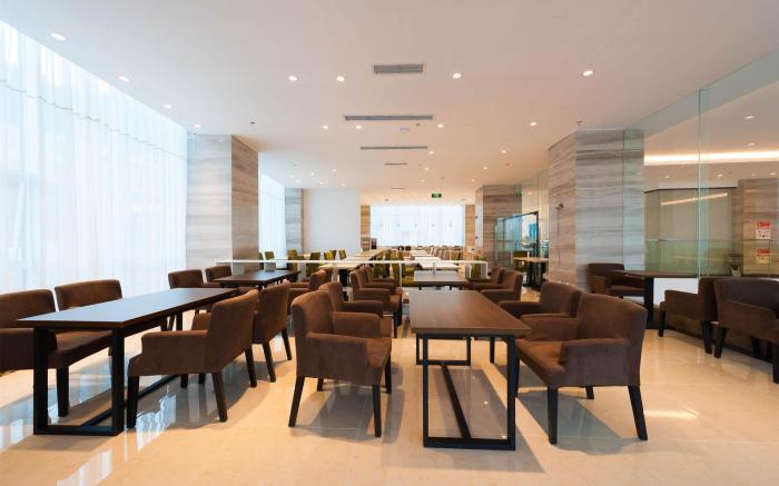Lavande Hotel Langzhong High-Speed Railway Station International Trade Market