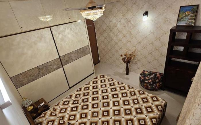 Grandeur Vista 1BR in E-City | 40+ luxe amenities