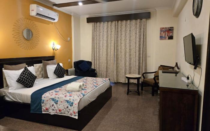 Aloha Apartments by blissful Ganges