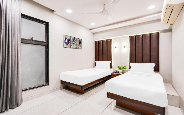 Palette Country Club Surat