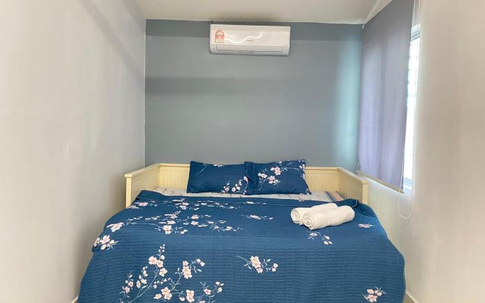 DOUBLETHREE SEROJA SEPANG 