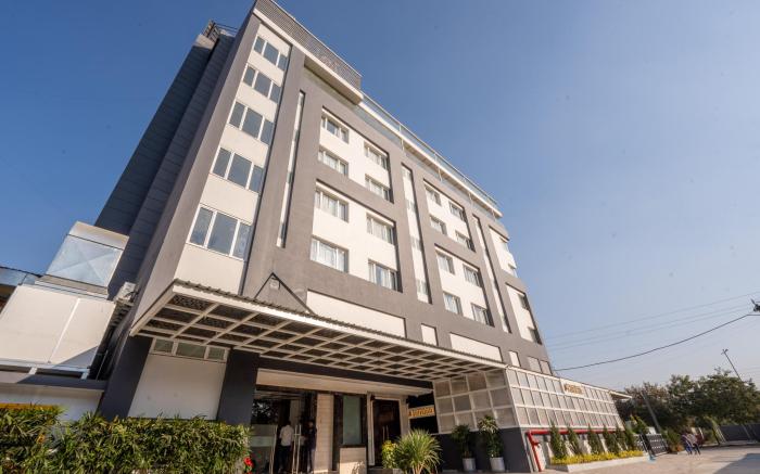 Ramee Tarang Hotel, Indore