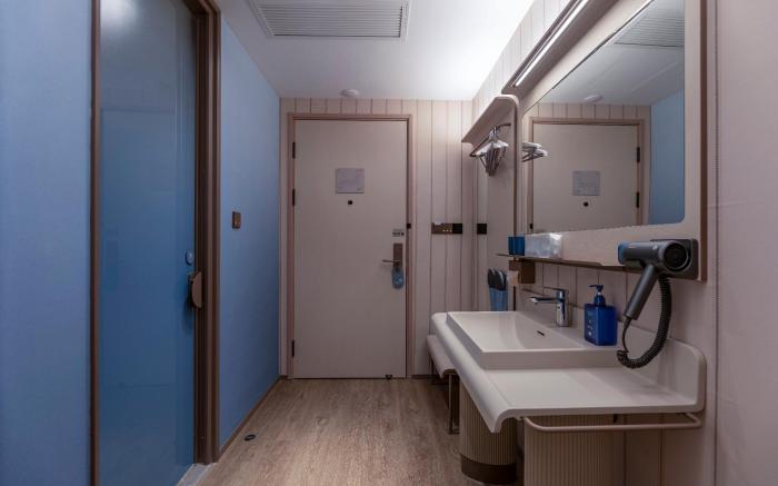 Hanting Hotel Nanjing Forestry University Xinzhuang Metro Station