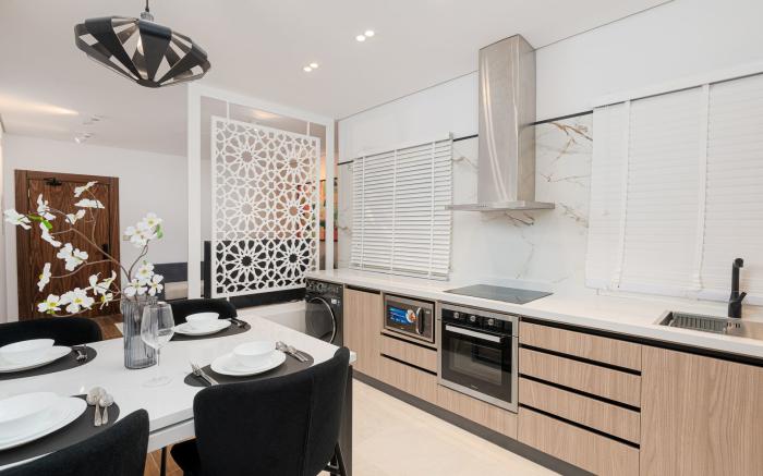 Trendy and Cozy Apartment in Almughrizat