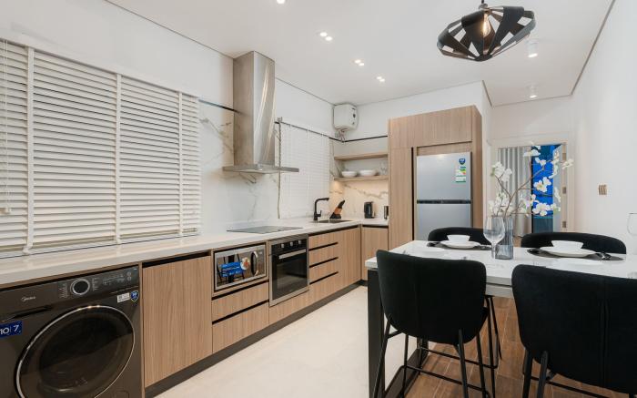 Trendy and Cozy Apartment in Almughrizat