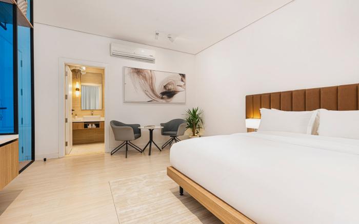 Two Bedroom Luxury Flat in Almughrizat