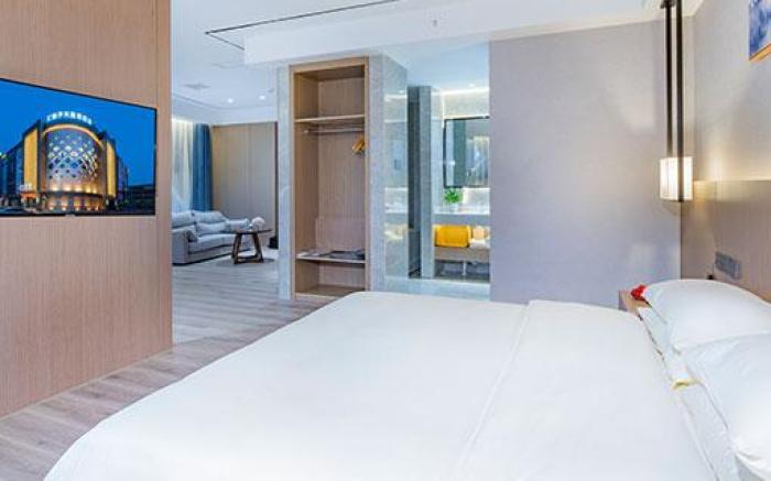 New Century Manju Hotel Huzhou Zhili China Children's Wear City