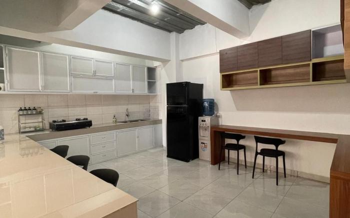 9 Residence Guesthouse Syariah Cilandak