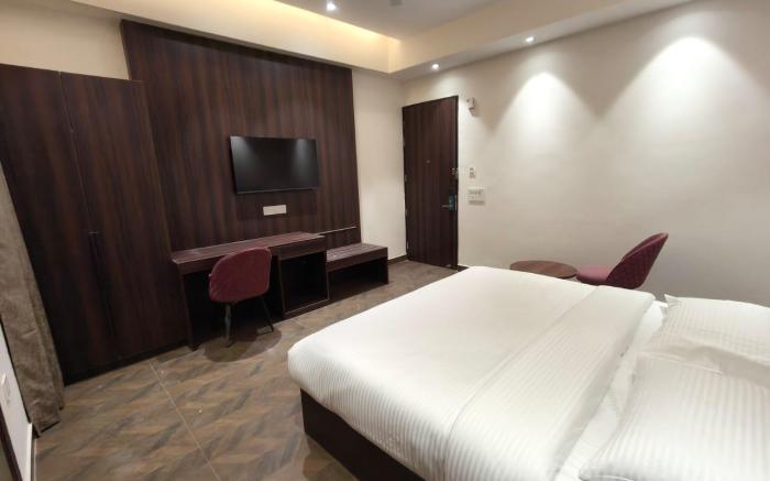 The Altruist Business Hotel