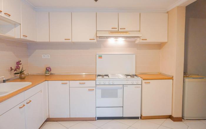 Roomy 3BR Sudirman Tower Condominium By Travelio
