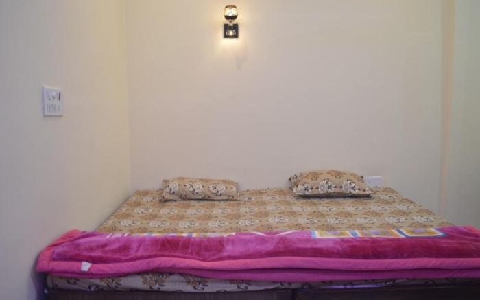 Little Escape Homestay Varanasi 
