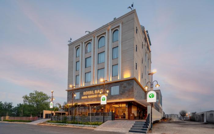 Hotel Royal Bagh- Opposite CityPark Jaipur