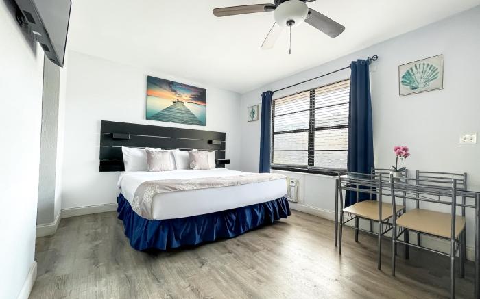 Silver Spray Motel