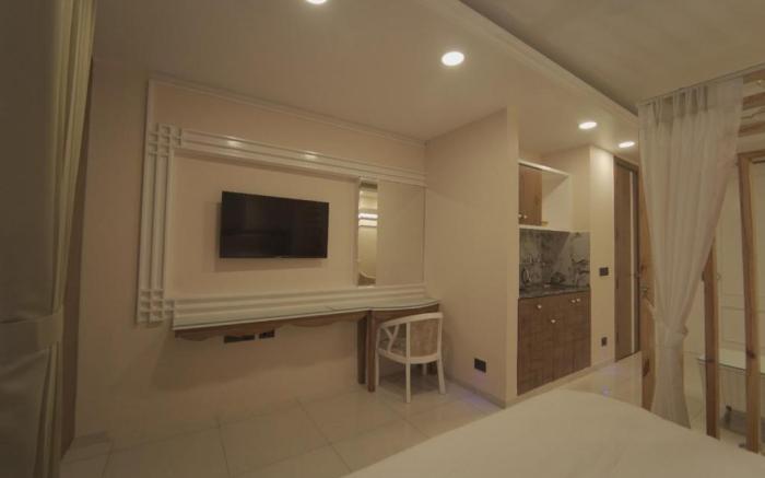 Myst Luxury stays