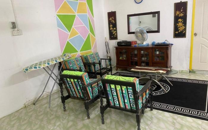Homestay Busu Air Panas Gadek (muslim only)