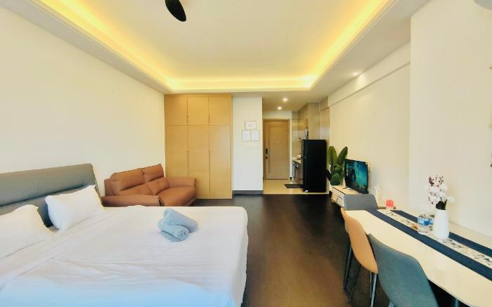R&F Beachside Luxury Room