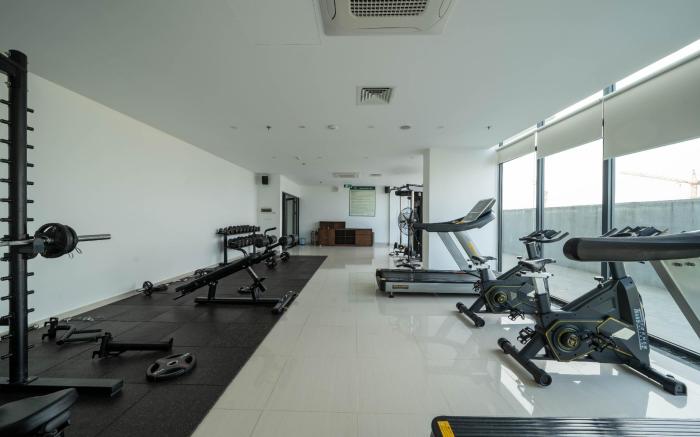 Tobe in Hue 1 - Free Pool and Gym & City View
