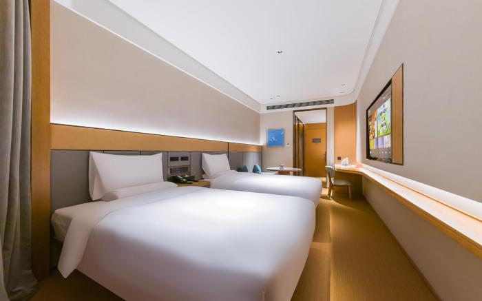 Ji Hotel Shanghai Xuhui Binjiang West Bund Center