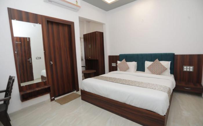 Rajmoti hotel & restro