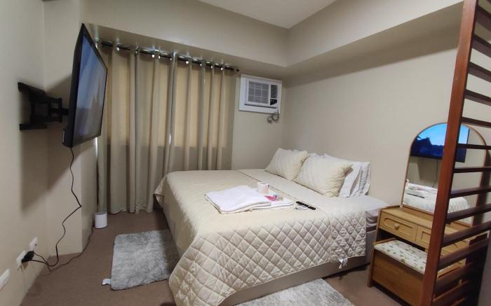 Classy Condo Studio Type With Pool, King Size Bed