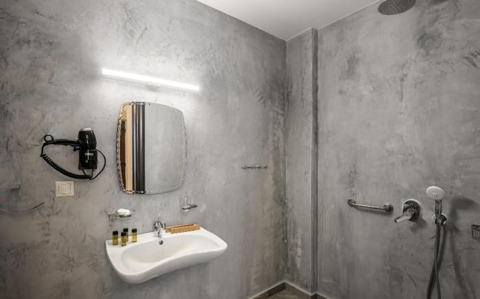 Minos Country Living Aristides Studio