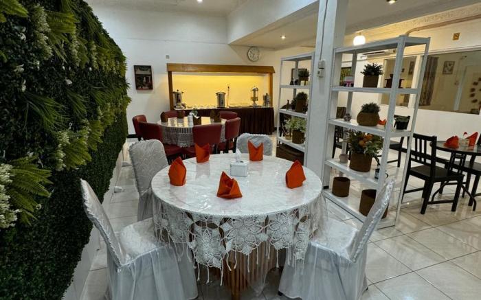 Hotel Bougenville Padang