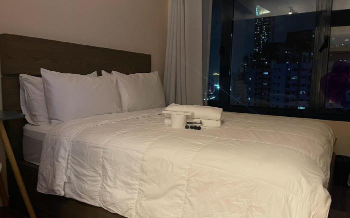 Destina @Air Residence, Makati MetroManila,Netflx