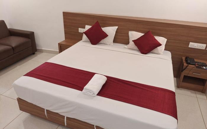 Faaz International Rooms